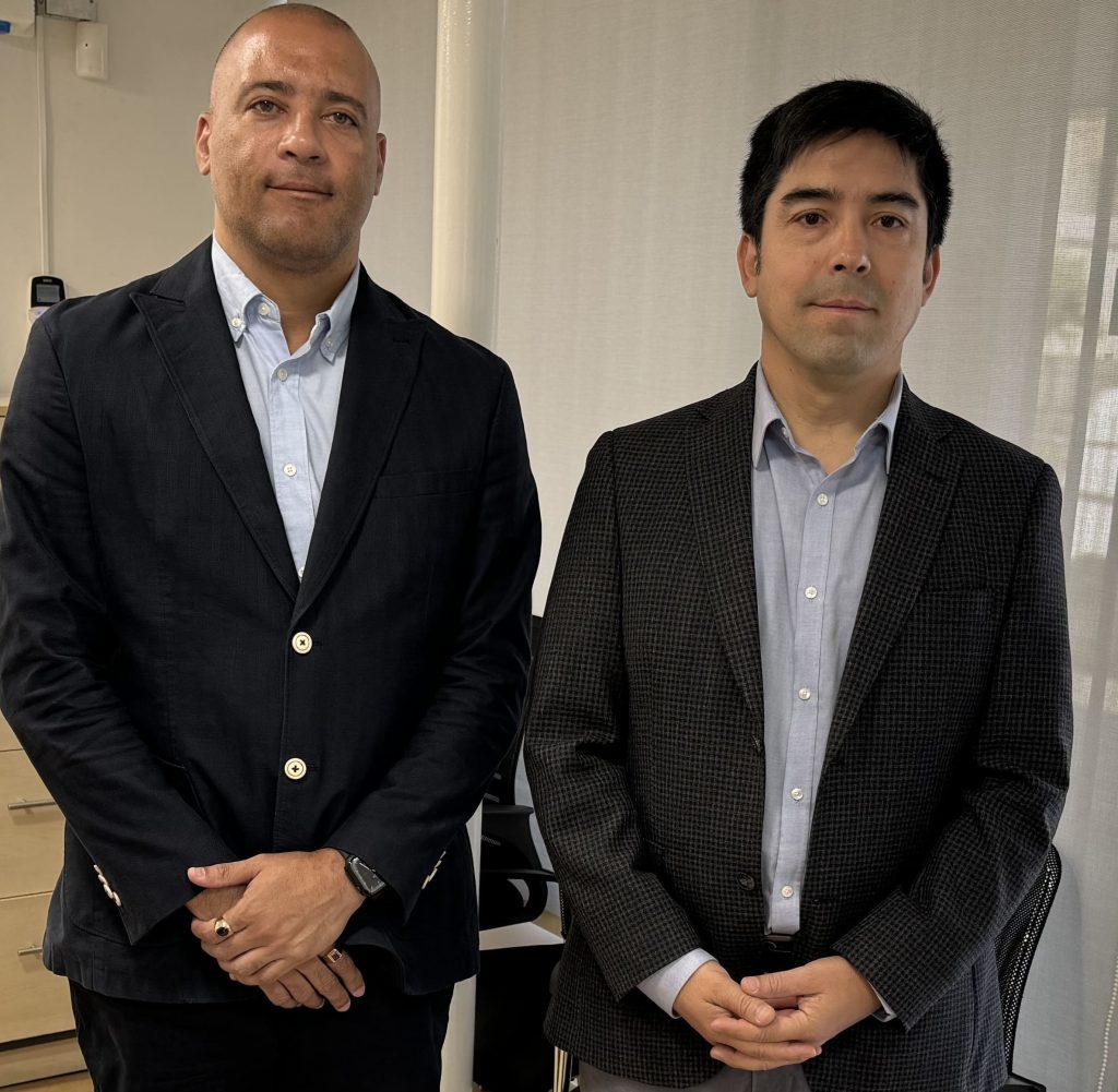 Carlos Manque Director Regional de Migraciones