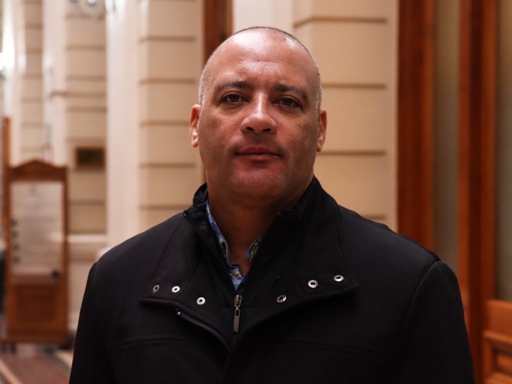 Ernesto Vera y la regularización