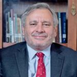 Decano en la Universidad de Chile